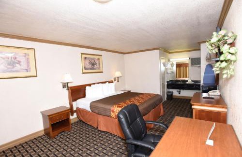 Southwest Anaheim Hotel | Best Budget Inn Anaheim