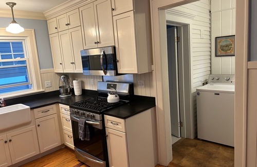 Macatawa Cabaña | El mejor porche delantero en el parque Macatawa - Playa privada del lago Michigan (SUP y kayak)