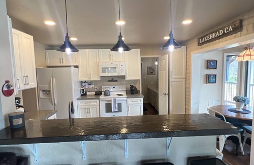 Lakehead Casa | LAKEFRONT ... no puedo acercarme ... ¡¡NUEVA LISTA !! Verano 2020 todavía disponible.