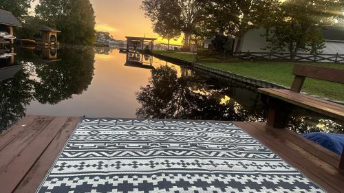 Forest City Casa | Best of Both Worlds Lakehouse