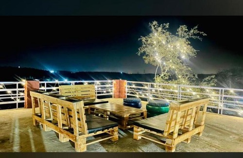 Gurugram Apartamento | Best Stay Resort Gurgaon Farmhouse