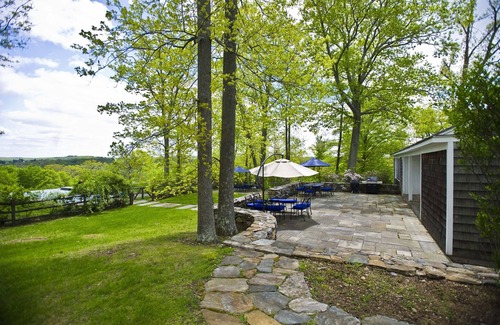 Washington Depot Cabaña | 100% WASHINGTON! Acercar mapa PoshPadsCT "Calhoun" 4BR, Vistas!, Prados, piscina, 25 acres