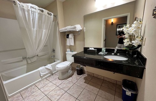 Dinuba Hotel | Best Western Americana