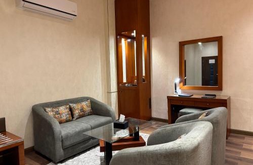Punjab Hotel | Best Western City Center Gujranwala