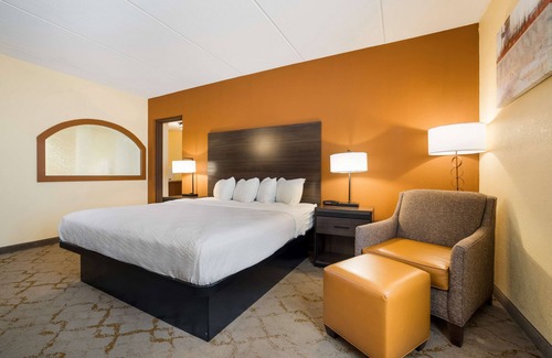 Sayre Hotel | Best Western Grand Victorian Inn