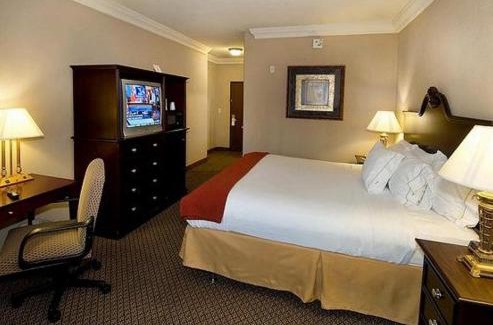 Wetmore Hotel | Best Western Medical Center North Inn & Suites Near Six Flags