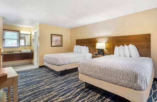 Maggie Valley Hotel | Best Western Mountainbrook Inn