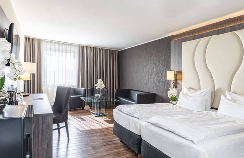 Grevenbroich Hotel | Best Western Plaza Hotel Grevenbroich