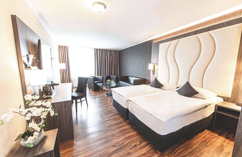 Grevenbroich Hotel | Best Western Plaza Hotel Grevenbroich