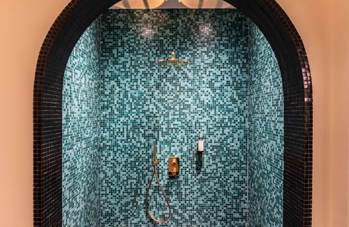 Saint Nicolas - Charles III - Ville vieille - Trois Maisons - Leopold Hotel | Best Western Plus Crystal, Hotel & Spa