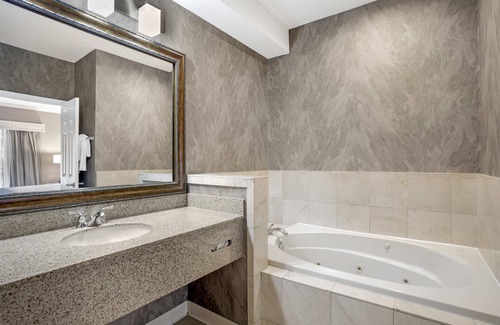 Dixon Hotel | Best Western Plus Dixon Davis