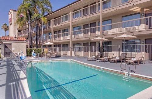 City of Industry Hotel | Best Western Plus Executive Inn