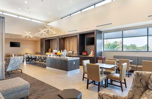 Warner Robins Hotel | Best Western Plus Executive Residency Rigby's Water World Hotel