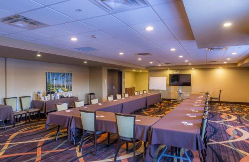 Fox Creek Hotel | Best Western PLUS Fox Creek