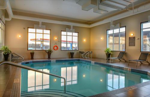 Fox Creek Hotel | Best Western PLUS Fox Creek