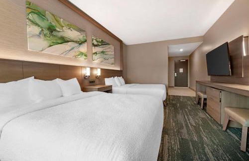 Grand Rapids Hotel | Best Western Plus Grand Rapids MN