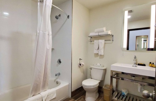 Brawley Hotel | Best Western Plus Main Street Inn