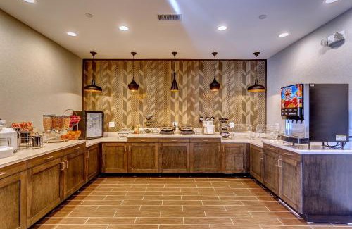 Donelson Hotel | Best Western Plus Nashville Airport Hotel - BNA