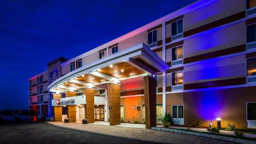 Danvers Hotel | Best Western Plus North Shore Hotel