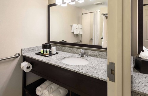 Aberdeen Hotel | Best Western Ramkota Hotel