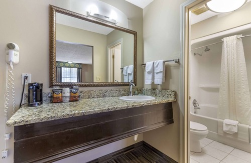 Kerrville Hotel | Best Western Sunday House Inn