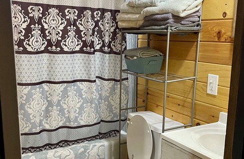 Coffeeville Casa | Between the Rivers Rental