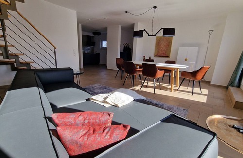 Stockheim-Leiferde Apartamento | between the zoo and the South Seas for business + family