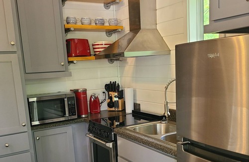 Clarkesville Cabaña | Bev's Place - a quaint tiny house in a secure community with amenities to enjoy!