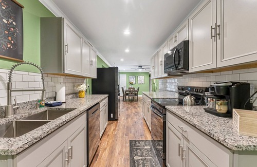 Bowling Green Casa | BG's Blue Beach Resort- 4BR/3BA