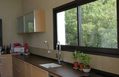 Mons Villa | Villa con servicio diario, recogida y entrega desde el aeropuerto, coche disponible