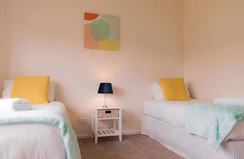 Bicheno Casa | Bicheno Sands-space and the sea