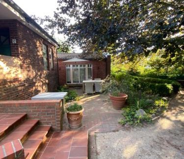 Halstenbek Apartamento | Bickbargen - Haus mit 4 Schlafzimmern und Platz