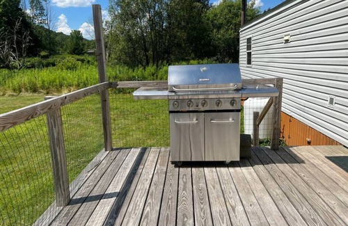 Big Indian Casa | Big Indian Creek-side Home