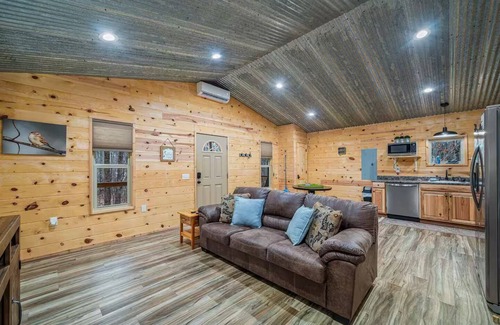 Fort Payne Cabina | Bird House