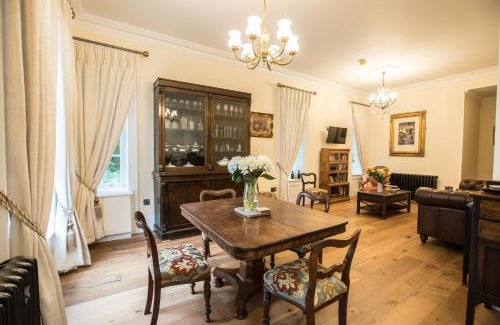 Londonderry Hotel | Bishop's Gate Hotel