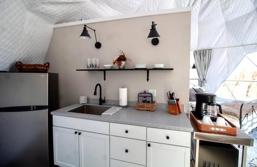 Black River Falls Alquiler De RV | Black RiverFalls Glamping Dome 2