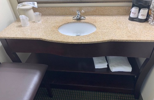 Harold Hotel | Blackwater Inn