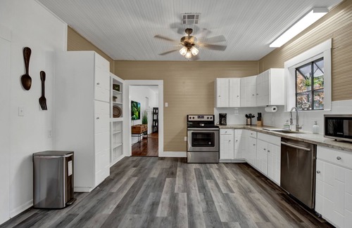 San Marcos Casa | Blanco River Access Five Min to Downtown San Marcos