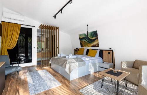 Skopje Region Cabina | Blisku do Gradot - Riverfront Luxury Cabins