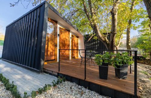 Skopje Region Cabina | Blisku do Gradot - Riverfront Luxury Cabins