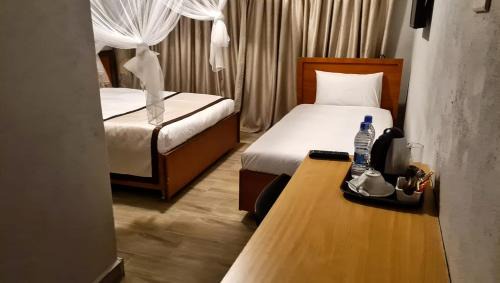 Salima Hotel | Blissful lily lodge