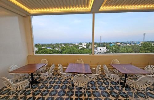 Kuilapalayam Hotel | Blissful Stay, LUX Suites & Tint of Mint - 1 BHK Apartment, 5min Beach, Auroville Pondicherry