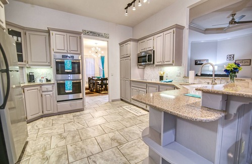 Oklahoma City Casa | Blissful Staycation- 1 of OKC Favorites Oasis