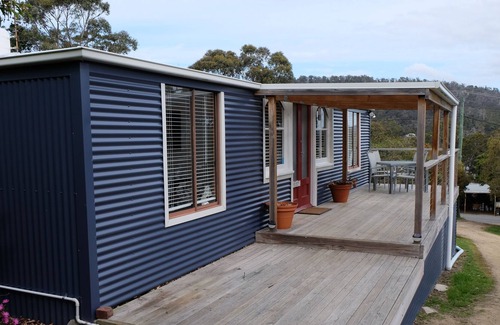 Nubeena Casa | Cabaña de los años 30 con vistas al agua Corta distancia en automóvil del sitio histórico de Port Arthur