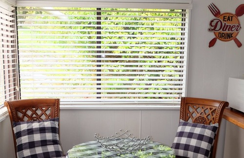 Nubeena Casa | Cabaña de los años 30 con vistas al agua Corta distancia en automóvil del sitio histórico de Port Arthur