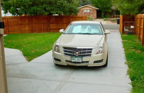 Southeast Apartamento | Blue Bear Den 3BR 2BA DTC Private Apt Hot Tub