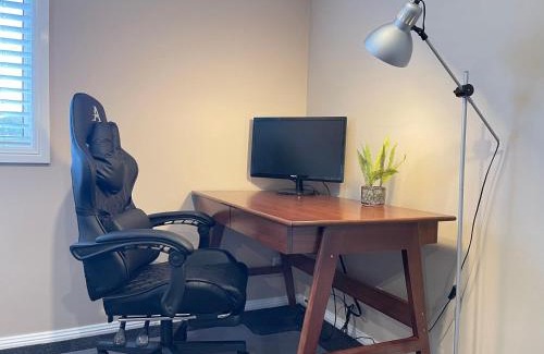 Glenmore Park Villa | Blue Haven Retreat - Glenmore Park Pool Home