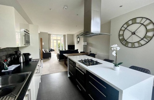 Henley-on-Thames Apartamento | Blue Heron - 2 Bedroom Apt With 2 Parking Spaces - From 165 Per Night