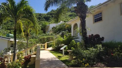 Morne Rouge Hotel | Blue Horizons Garden Resort