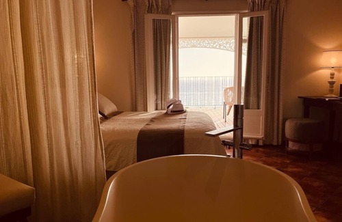 Saint-Leu Hotel | Blue Margouillat Seaview Hotel